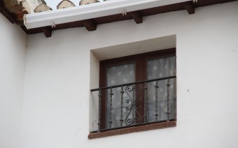 Detalle de la ventana y alero (MR)