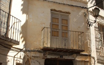 Fachada de la casa calle Álamo 2 (MR)