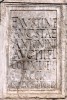 Copia de inscripción romana embutida en la fachada (JmGM)